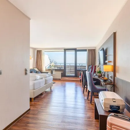 Plaza Foehr Am Bodensee 4* Φριντρισχάφεν