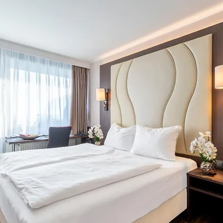 Plaza Foehr Am Bodensee Hotel 4*