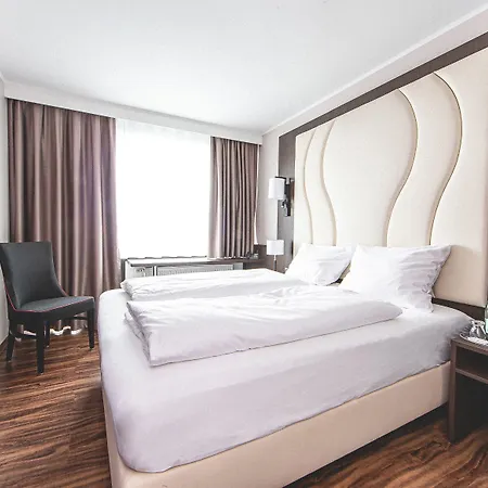 Ξενοδοχείο Plaza Foehr Am Bodensee 4*