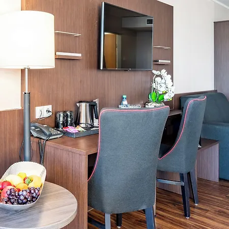 Plaza Foehr Am Bodensee Szálloda 4*
