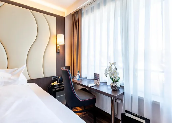 Plaza Foehr Am Bodensee Hotel 4*