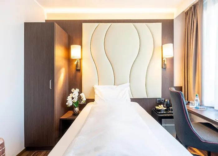 Hotel Plaza Foehr Am Bodensee 4*