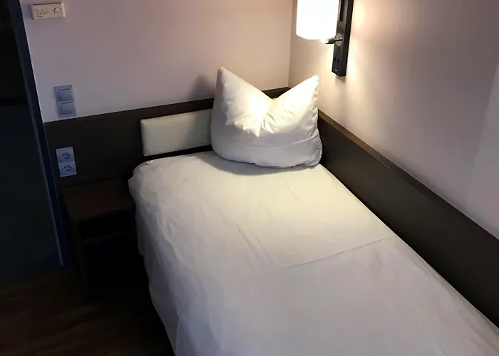 Hotel Plaza Foehr Am Bodensee 4*